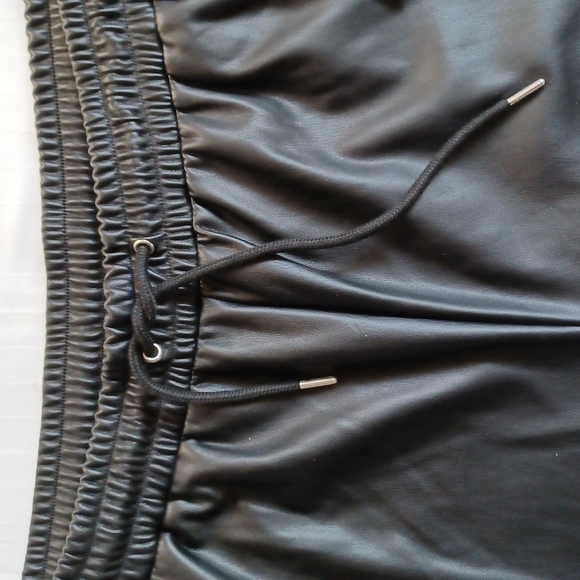 Bagatelle Collection Faux Leather Track Pant/Joggers NEW- Sz. 2X - Picture 8 of 12